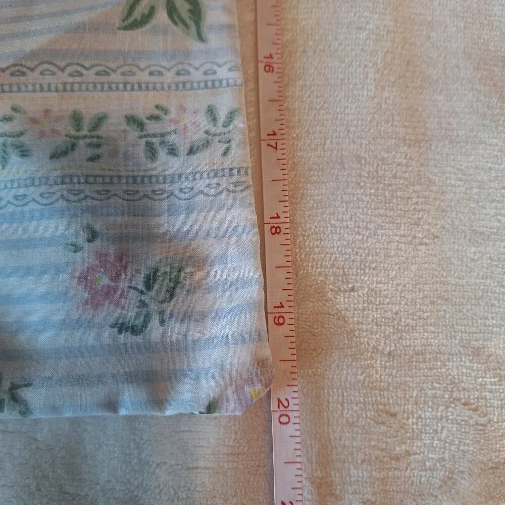 Vintage JC Penny Standard Pillowcase Floral Ruffle Edge Made In USA Cottagecore‎